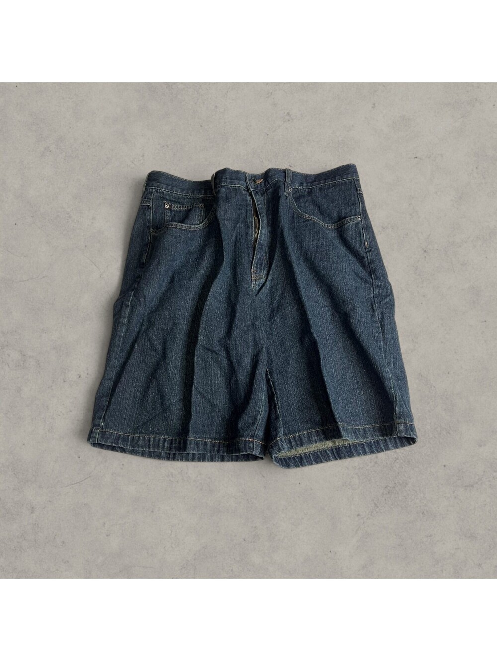 Vintage Bugle Boy Loose Fit Denim Shorts Size 38